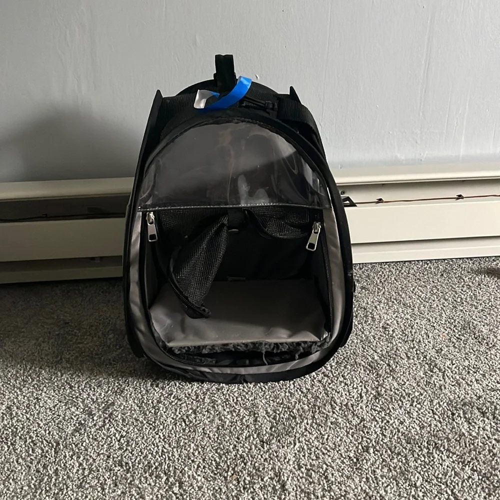 Small cat or small dog carrier